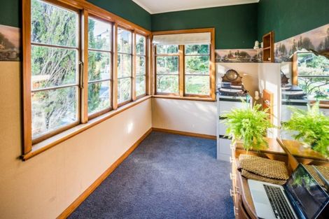 Photo of property in 2 Elphinstone Avenue, Strathmore Park, Wellington, 6022