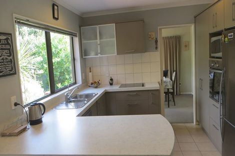 Photo of property in 40 Leafield Crescent, Henderson, Auckland, 0612