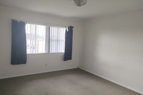 Photo of property in 25 Raglan Street, Mangere East, Auckland, 2024