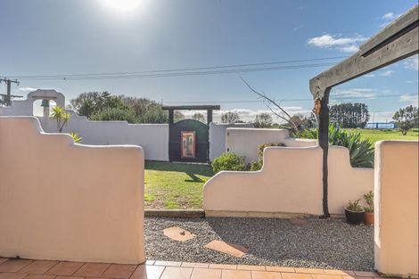 Photo of property in 15 Waitarere Beach Road, Waitarere, Levin, 5574