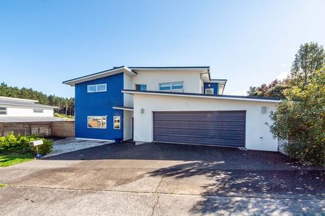 Photo of property in 3 Sedgley Grove, Churton Park, Wellington, 6037