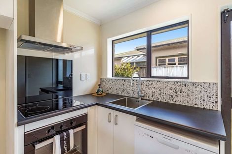 Photo of property in 24 Rangitira Avenue, Palmerston North, 4414