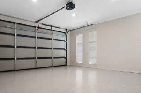 Photo of property in 6 Chadlington Avenue, Henderson, Auckland, 0612