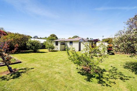 Photo of property in 61 Ngatai Street, Manaia, 4612