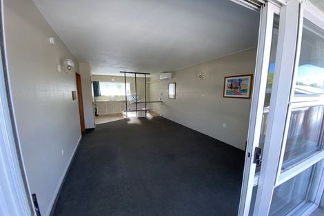 Photo of property in 12 Wellington Street, Hamilton East, Hamilton, 3216