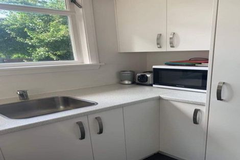 Photo of property in 33 Guildford Street, Burnside, Christchurch, 8053