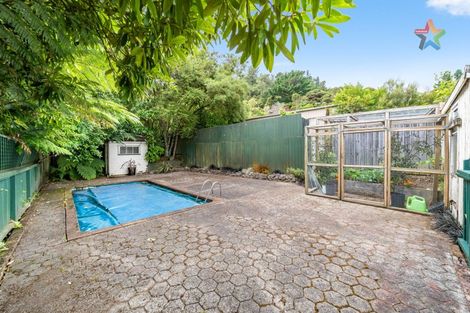 Photo of property in 21 Kennedy Grove, Stokes Valley, Lower Hutt, 5019