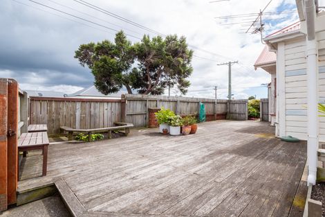 Photo of property in 18 Freyberg Street, Saint Kilda, Dunedin, 9012