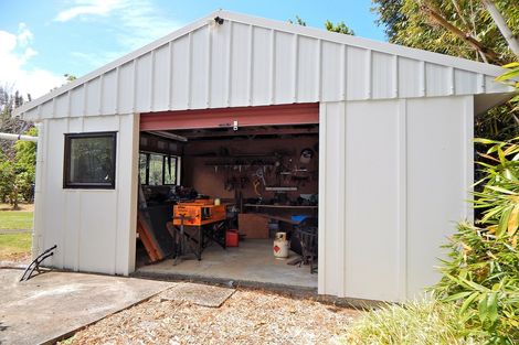 Photo of property in 39 Riverview Road, Kerikeri, 0230