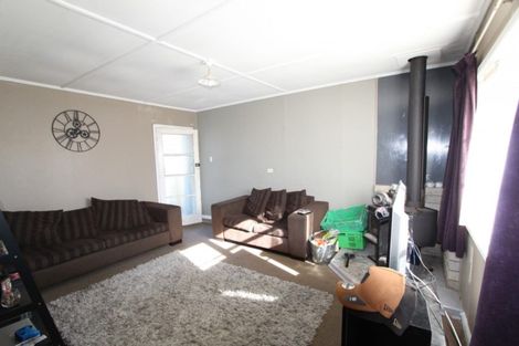 Photo of property in 1 Pilrig Place, Tokoroa, 3420
