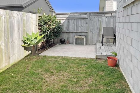 Photo of property in 4b Tamapahore Boulevard, Papamoa Beach, Papamoa, 3118