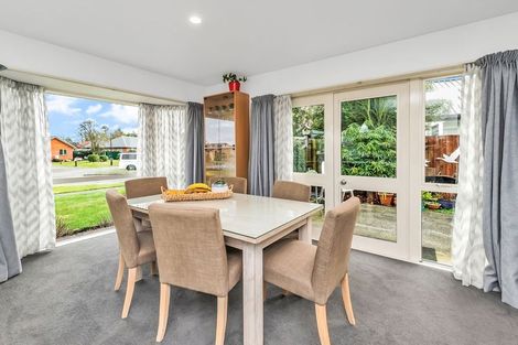 Photo of property in 6 Oldham Place, Darfield, 7510