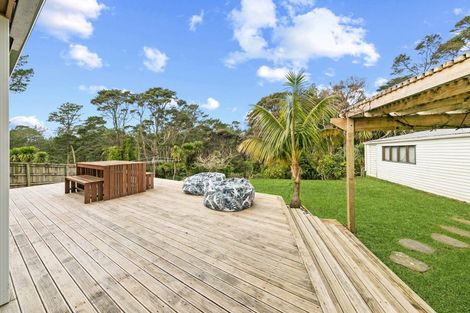 Photo of property in 204 Shaw Road, Oratia, Auckland, 0604