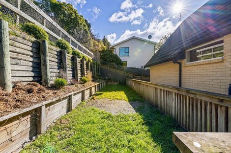 Photo of property in 70 Landsdowne Terrace, Cashmere, Christchurch, 8022