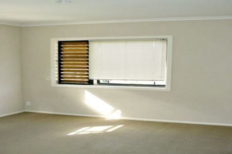 Photo of property in 9 Huntington Drive, Huntington Park, Auckland, 2013