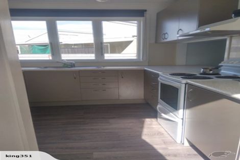 Photo of property in 2 Moore Avenue, Tawhero, Whanganui, 4501