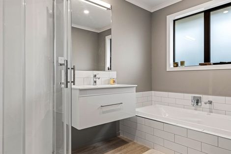 Photo of property in 22 John Raven Lane, Woodend, 7610