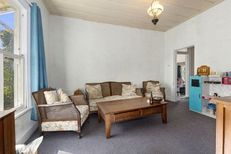 Photo of property in 45 View Road, Hikurangi, 0114