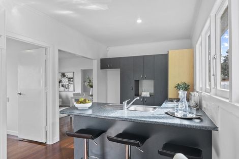 Photo of property in 2/33 Havelock Avenue, Forrest Hill, Auckland, 0620