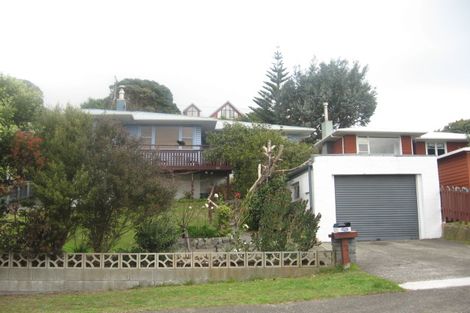 Photo of property in 22 Tarawa Street, Paekakariki, 5034