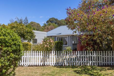 Photo of property in 56 Tennis Court Road, Raumati South, Paraparaumu, 5032