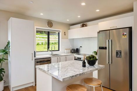 Photo of property in 6 Robins Way, Pokeno, 2471