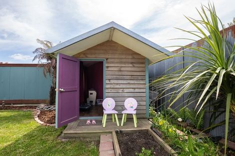 Photo of property in 5 Silverwood Place, Hornby, Christchurch, 8042