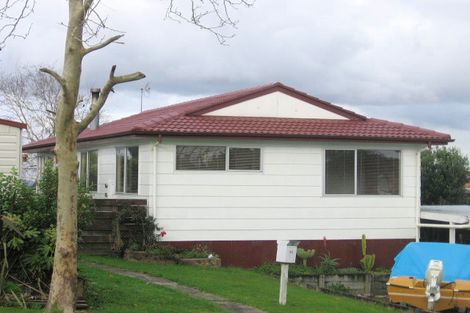 Photo of property in 10 Cushla Place, Massey, Auckland, 0614