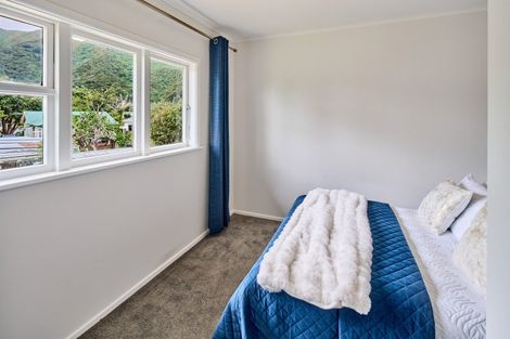 Photo of property in 7 Whakataki Grove, Waiwhetu, Lower Hutt, 5010