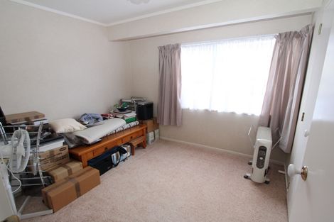 Photo of property in 3 Matilda Place, Weymouth, Auckland, 2103