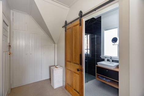 Photo of property in 11 Wharfe Street, South Hill, Oamaru, 9400