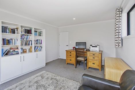 Photo of property in 9 Coach Road, Kingseat, Papakura, 2580