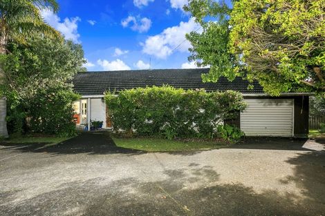 Photo of property in 1/13 Eversleigh Road, Belmont, Auckland, 0622