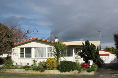 Photo of property in 13 Mangarau Crescent, Havelock North, 4130