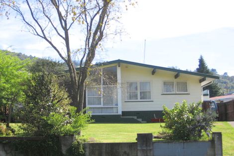 Photo of property in 9 Roger Street, Pukehangi, Rotorua, 3015