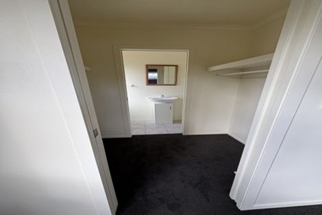 Photo of property in 2a Charlenne Close, Ranui, Auckland, 0612