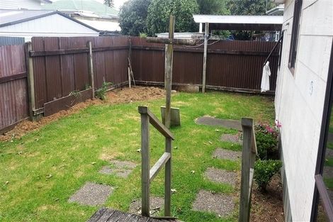 Photo of property in 32 Brentford Place, Manurewa, Auckland, 2102