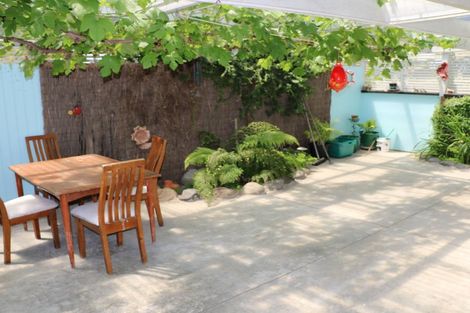 Photo of property in 67 Hartley Street, Foxton Beach, Foxton, 4815