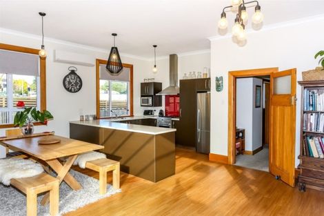 Photo of property in 25 Mangorei Road, Strandon, New Plymouth, 4312