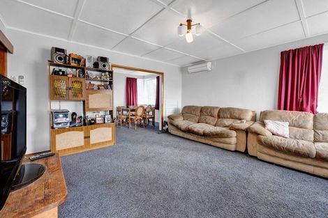 Photo of property in 3 Laurent Vc Street, Hawera, 4610