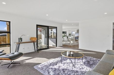 Photo of property in 9 Okahau Terrace, Warrington, 9471