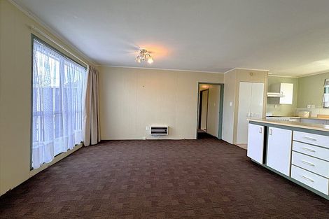 Photo of property in 3 Benita Place, Sunnyvale, Auckland, 0612