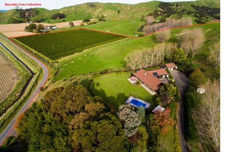 Photo of property in 52 Saddler Road, Muriwai, Gisborne, 4072
