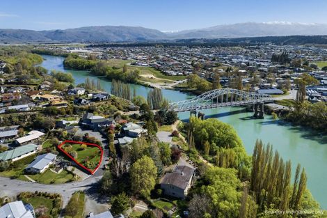 Photo of property in 10 Old Bridge Road, Bridge Hill, Alexandra, 9320