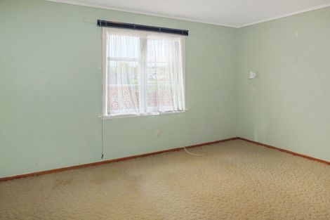 Photo of property in 18 Hulke Street, Foxton, 4814