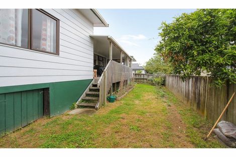 Photo of property in 33 Metcalfe Road, Ranui, Auckland, 0612