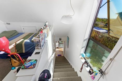 Photo of property in 6 James Street, Waikawa Beach, Levin, 5573