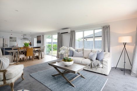 Photo of property in 6 Elizabeth Street, Cambridge, 3434