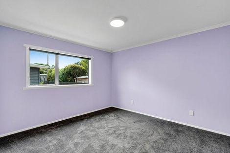 Photo of property in 82 Wairau Road, Oakura, 4314