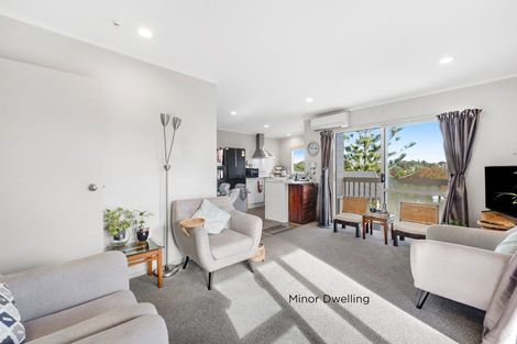 Photo of property in 11 Evelyn Road, Cockle Bay, Auckland, 2014